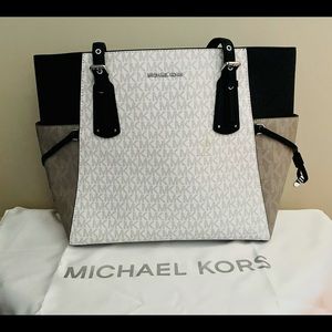 Michael Kors White and Black Tote Bag